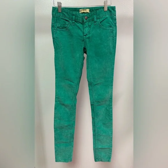 Free People FP Green Corduroy Skinny Pants Size 24 - Picture 1 of 4
